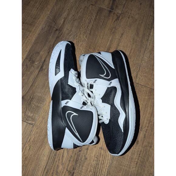 Nike Kyrie Infinity TB Black White‎ Men’s Basketball Shoes Size 10 DO9616-100 main image 6